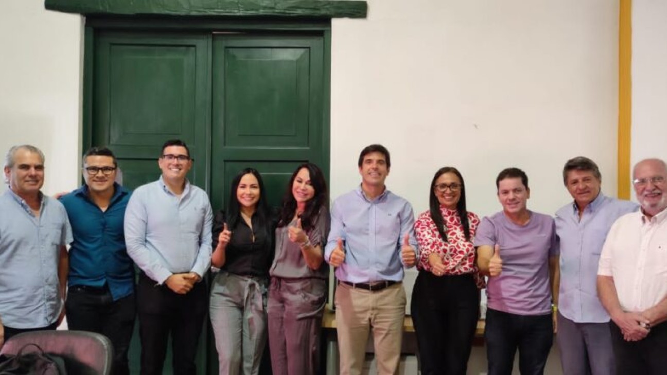 Con grandes resultados, Juan Pablo Vélez deja la presidencia ejecutiva de la Cámara de Comercio de Cartagena. Andrea Piña Gómez, es la nueva Presidenta Ejecutiva (e).